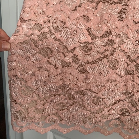 Dress - Picture 3 of 4